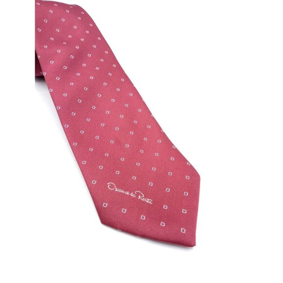 Oscar De La Renta Mens Red Burgundy Tie With Square Pattern Vintage Classic Wear - Picture 2 of 16